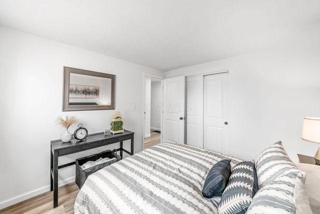 6336 Archmere Square E, Columbus, OH 43229