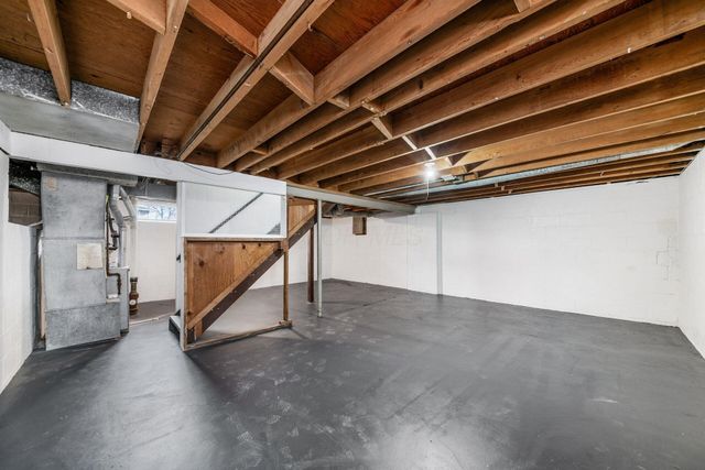 6336 Archmere Square E, Columbus, OH 43229