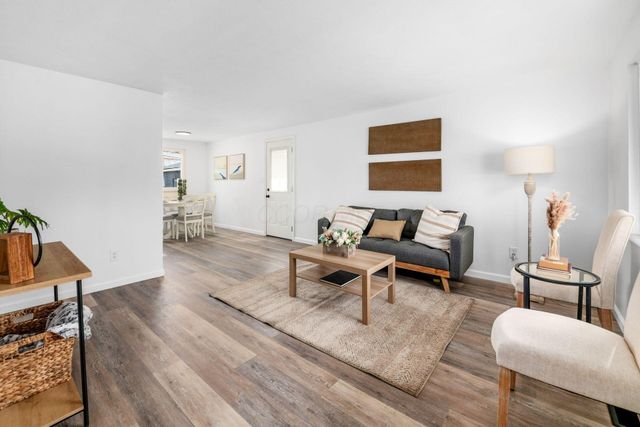 6336 Archmere Square E, Columbus, OH 43229