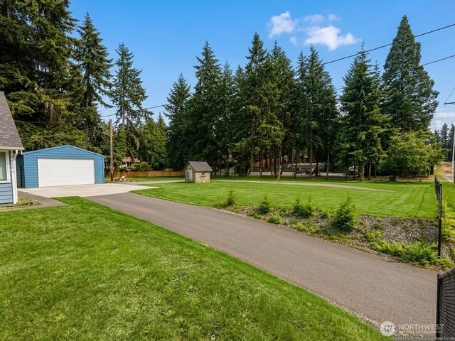 15205 22 Avenue E, Tacoma, WA 98445