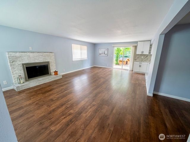 15205 22 Avenue E, Tacoma, WA 98445