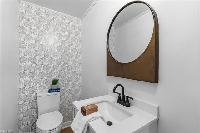 803 Sunset Drive, High Point, NC 27262