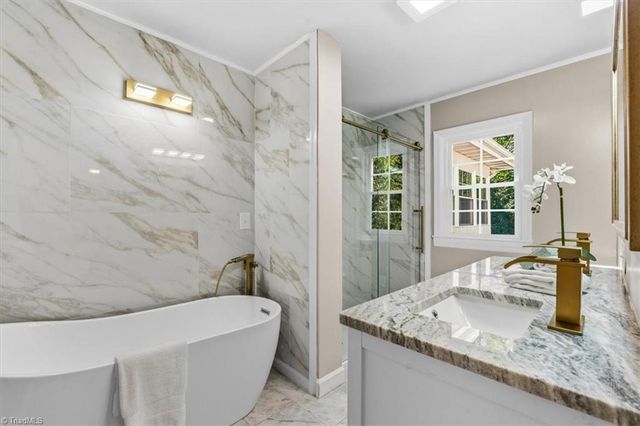 803 Sunset Drive, High Point, NC 27262