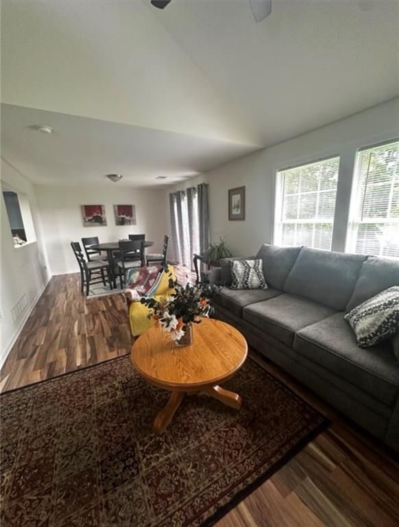 625 E Spring Avenue, Bonner Springs, KS 66012 — photo 3