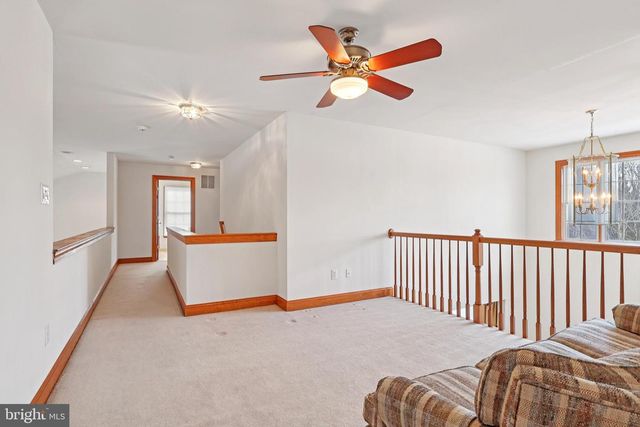 2 KYLE CT, Mount Laurel, NJ 08054