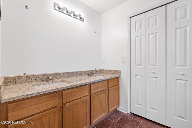 2005 HUNTERS TRACE Circle, Middleburg, FL 32068