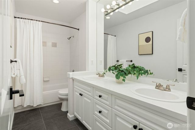 13711 NE 135th Place, Kirkland, WA 98034