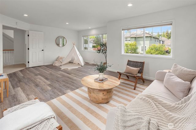 13711 NE 135th Place, Kirkland, WA 98034