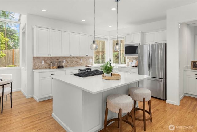 13711 NE 135th Place, Kirkland, WA 98034