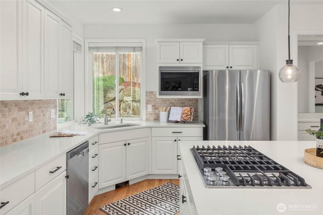 13711 NE 135th Place, Kirkland, WA 98034