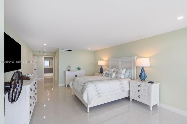 2200 S Ocean Lane 2804, Fort Lauderdale, FL 33316