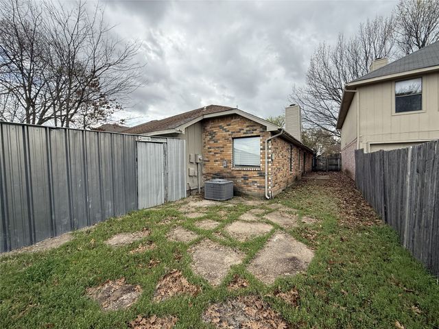 2011 Nectar Drive, Mesquite, TX 75149