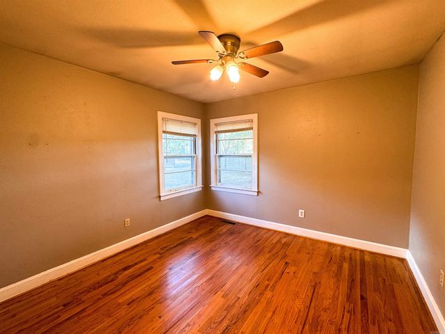 301 E 14th Street, Judsonia, AR 72081