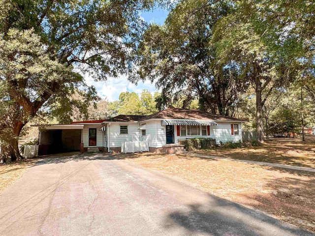 301 E 14th Street, Judsonia, AR 72081