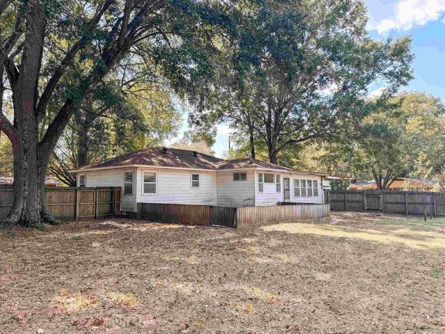 301 E 14th Street, Judsonia, AR 72081