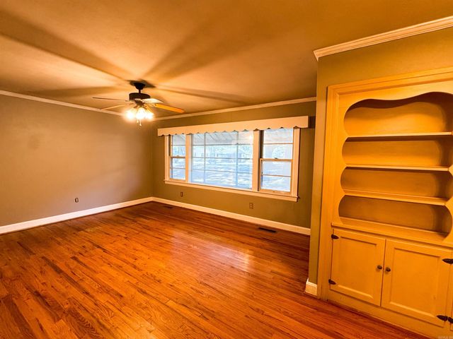 301 E 14th Street, Judsonia, AR 72081