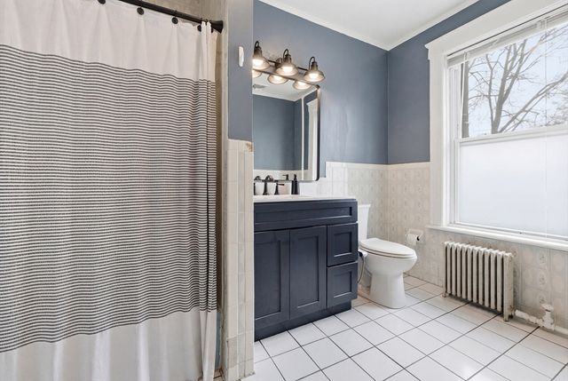 8 Westland St, Worcester, MA 01602