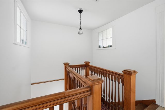 8 Westland St, Worcester, MA 01602