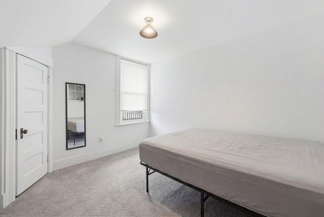 8 Westland St, Worcester, MA 01602