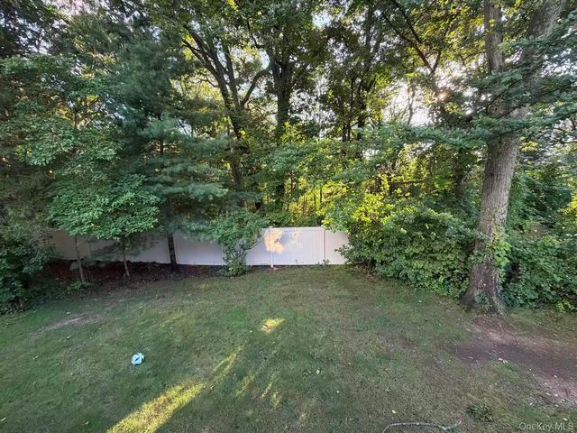 137 Foxwood Drive, Jericho, NY 11753