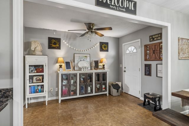 107 Christina Dr, Columbia, TN 38401