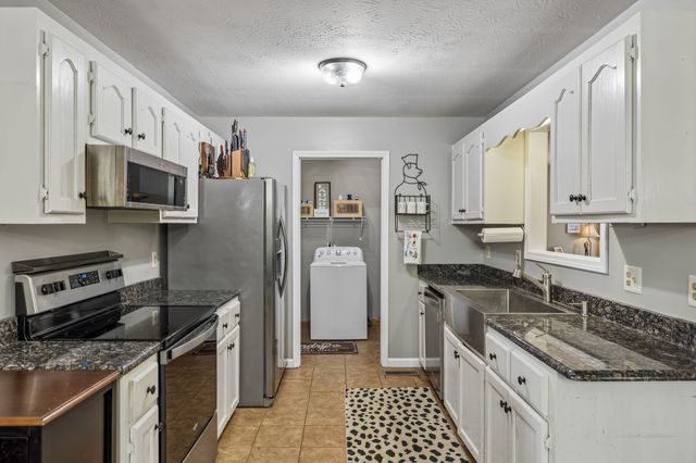 107 Christina Dr, Columbia, TN 38401