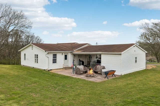 107 Christina Dr, Columbia, TN 38401