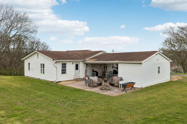 107 Christina Dr, Columbia, TN 38401