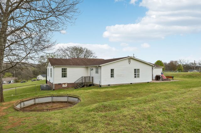 107 Christina Dr, Columbia, TN 38401