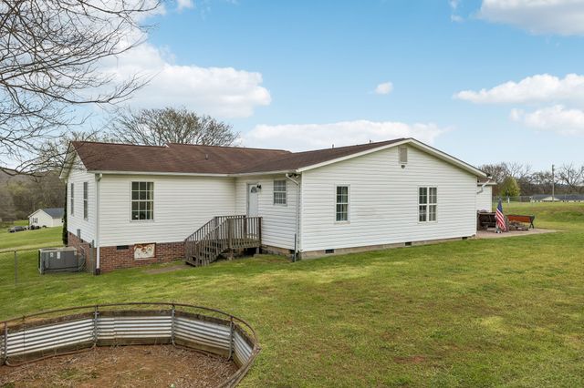 107 Christina Dr, Columbia, TN 38401