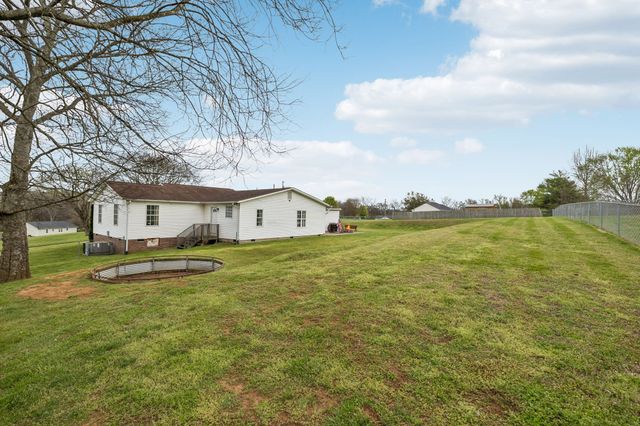 107 Christina Dr, Columbia, TN 38401