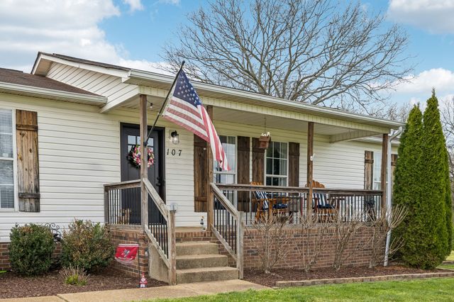 107 Christina Dr, Columbia, TN 38401