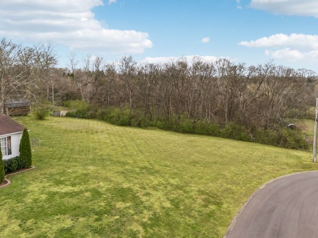 107 Christina Dr, Columbia, TN 38401