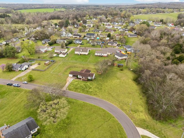 107 Christina Dr, Columbia, TN 38401