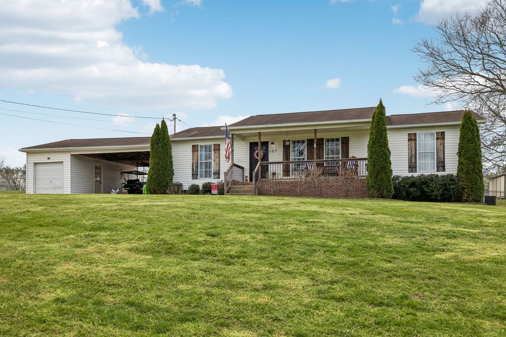 107 Christina Dr, Columbia, TN 38401