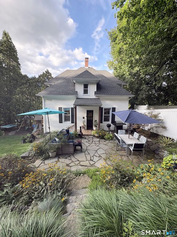 89 Hillside Avenue, Shelton, CT 06484