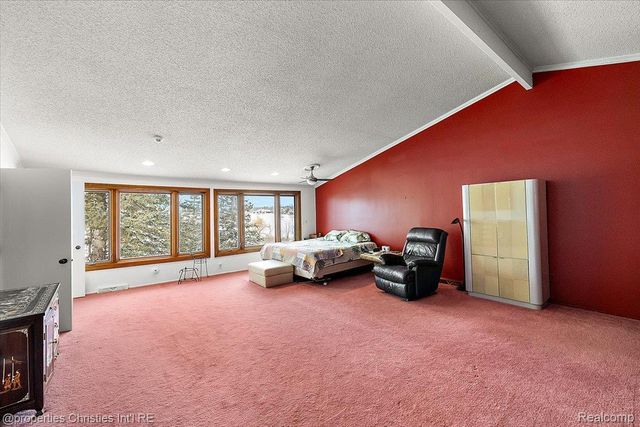 1808 Moors Court, Bloomfield Hills, MI 48302