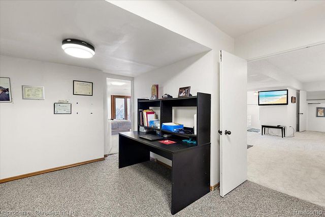 1808 Moors Court, Bloomfield Hills, MI 48302