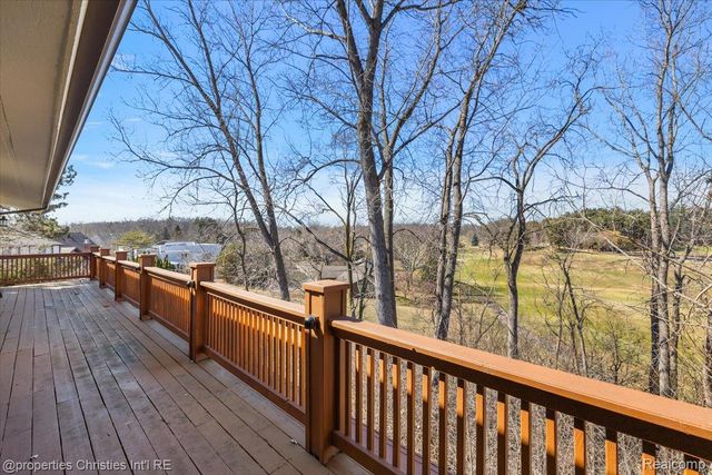 1808 Moors Court, Bloomfield Hills, MI 48302