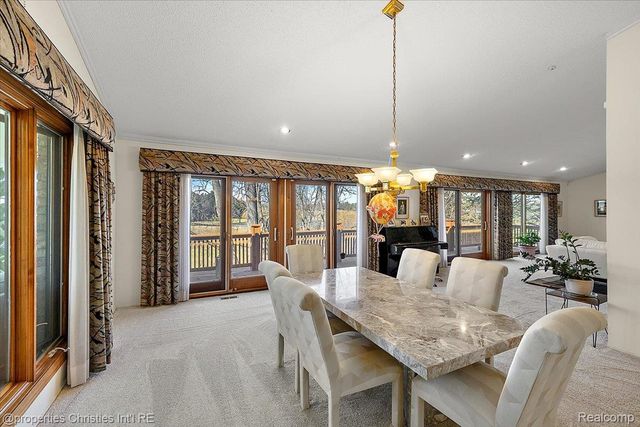 1808 Moors Court, Bloomfield Hills, MI 48302