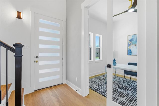 1400 Oregon Street, La Porte, TX 77571