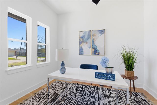 1400 Oregon Street, La Porte, TX 77571