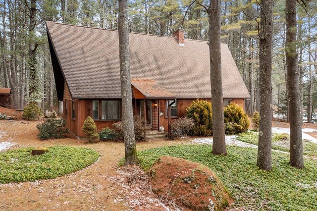 9 Old Princeton Rd Cutoff, Hubbardston, MA 01452