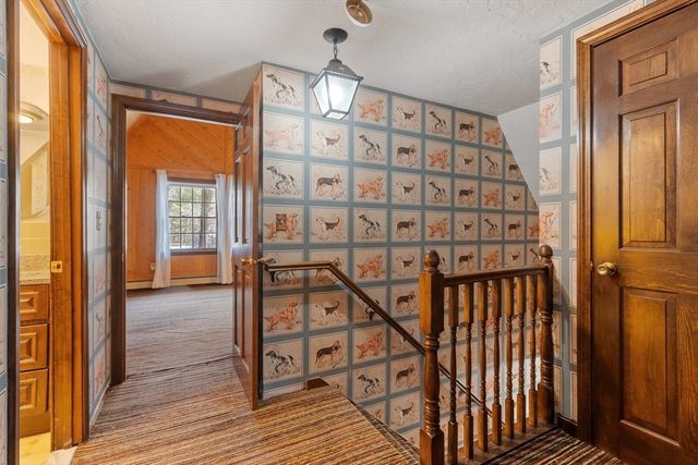 9 Old Princeton Rd Cutoff, Hubbardston, MA 01452