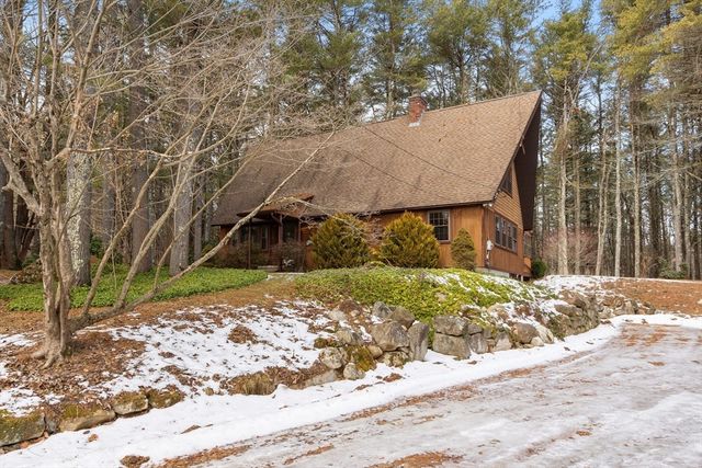 9 Old Princeton Rd Cutoff, Hubbardston, MA 01452
