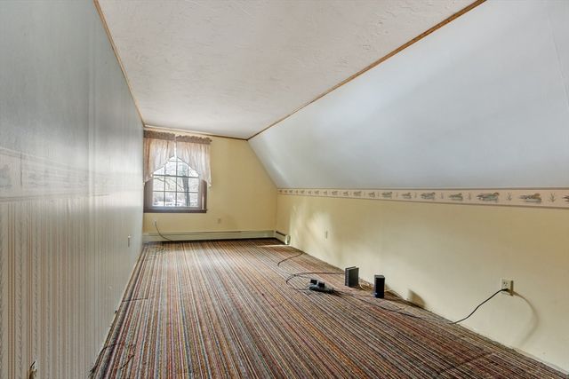 9 Old Princeton Rd Cutoff, Hubbardston, MA 01452