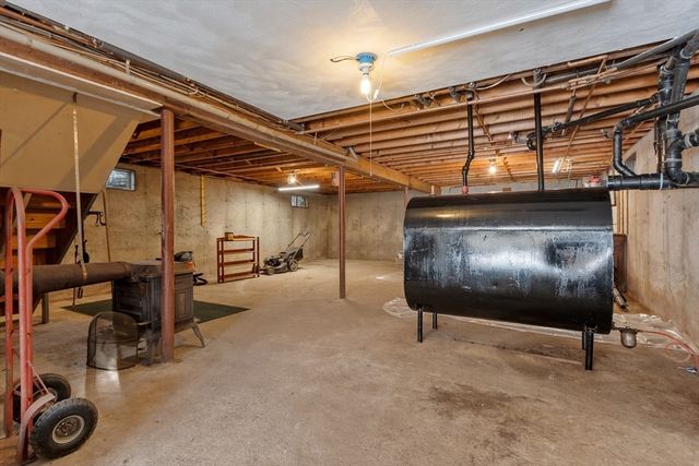 9 Old Princeton Rd Cutoff, Hubbardston, MA 01452