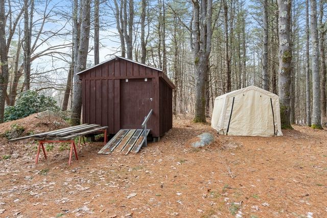 9 Old Princeton Rd Cutoff, Hubbardston, MA 01452