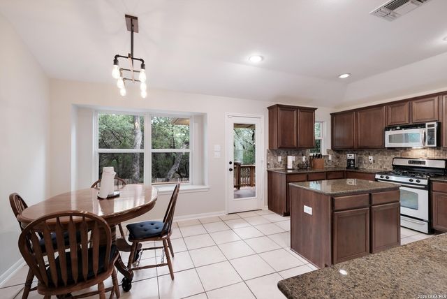 26122 Indian Clf, San Antonio, TX 78260