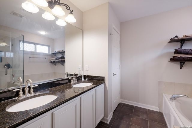 26122 Indian Clf, San Antonio, TX 78260